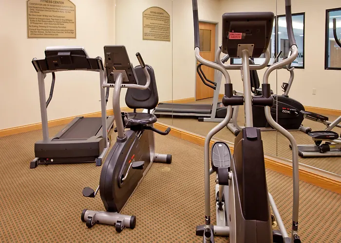 Holiday Inn Express Hotel & Suites Elkhart-South By Ihg