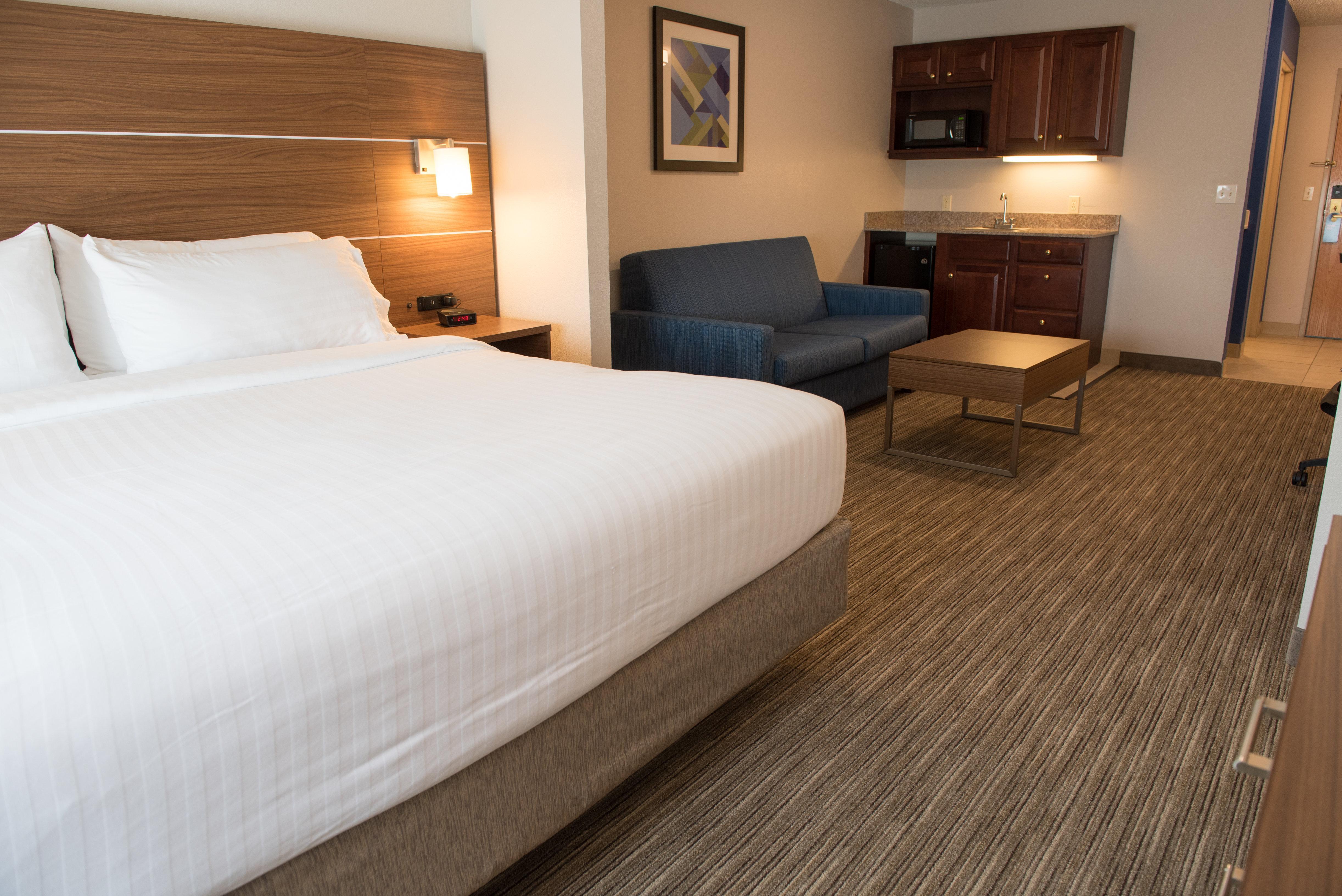Express & Elkhart-south By Ihg 2*
