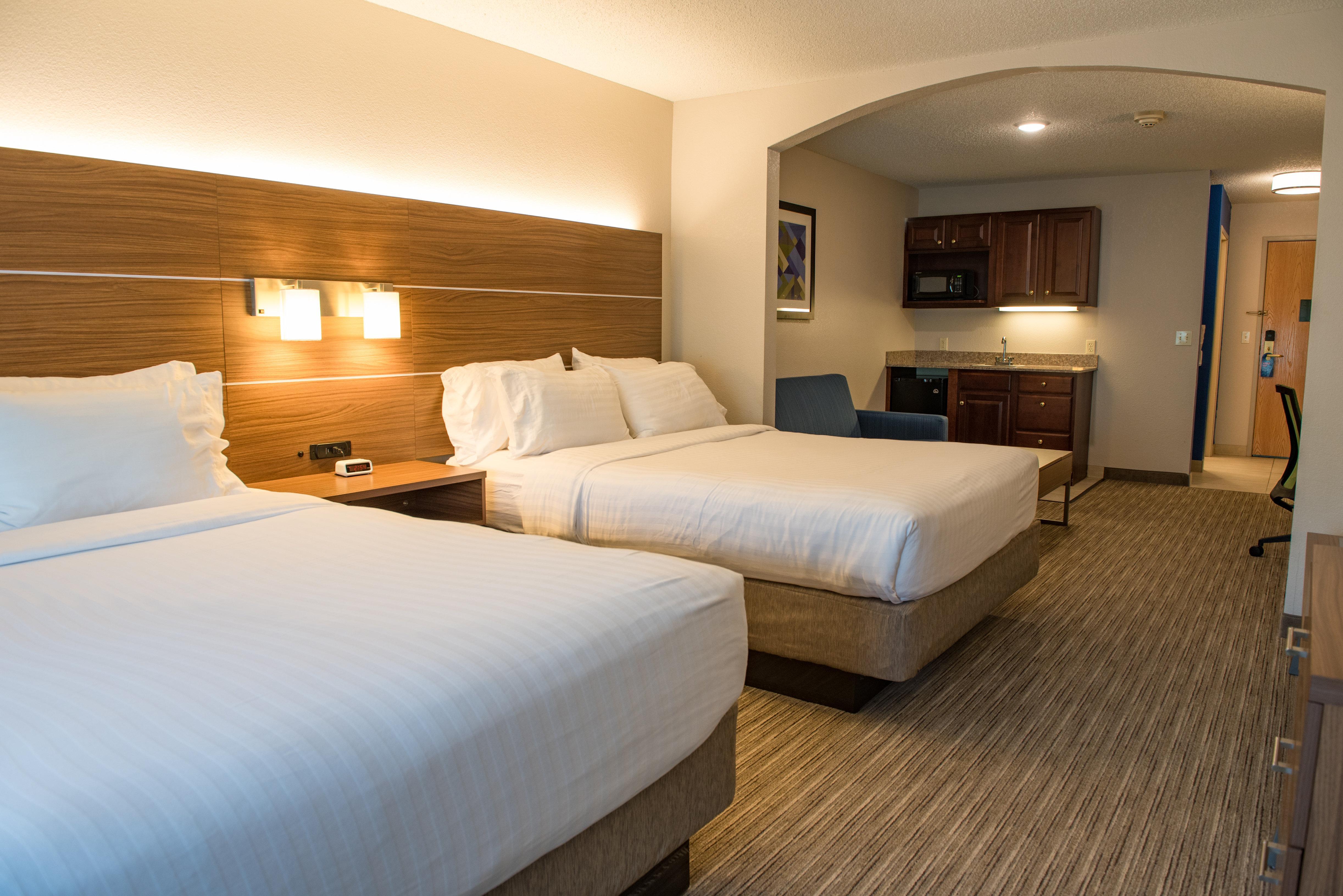 Express & Elkhart-south By Ihg Hotel