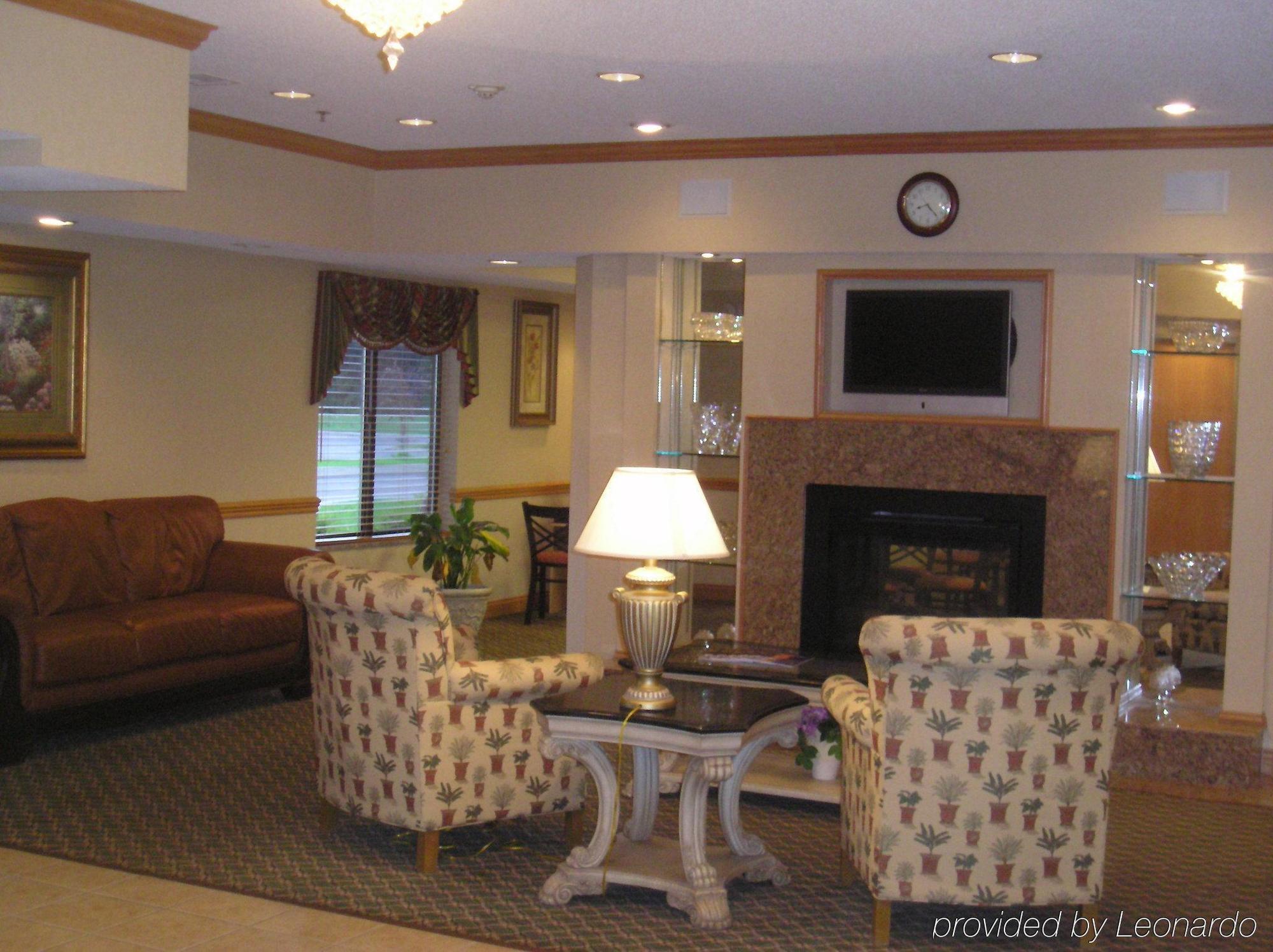 Express & Elkhart-south By Ihg Hotel Elkhart